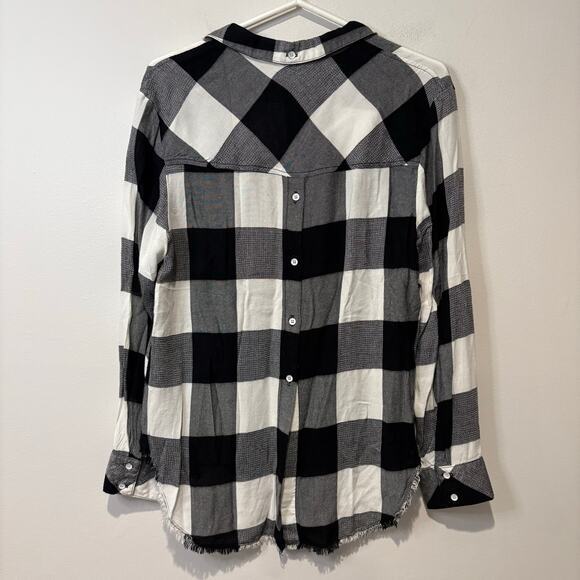 Bella Dahl Black & White Plaid Button Front Blouse Raw Hem Medium 100% Rayon - Picture 3 of 8